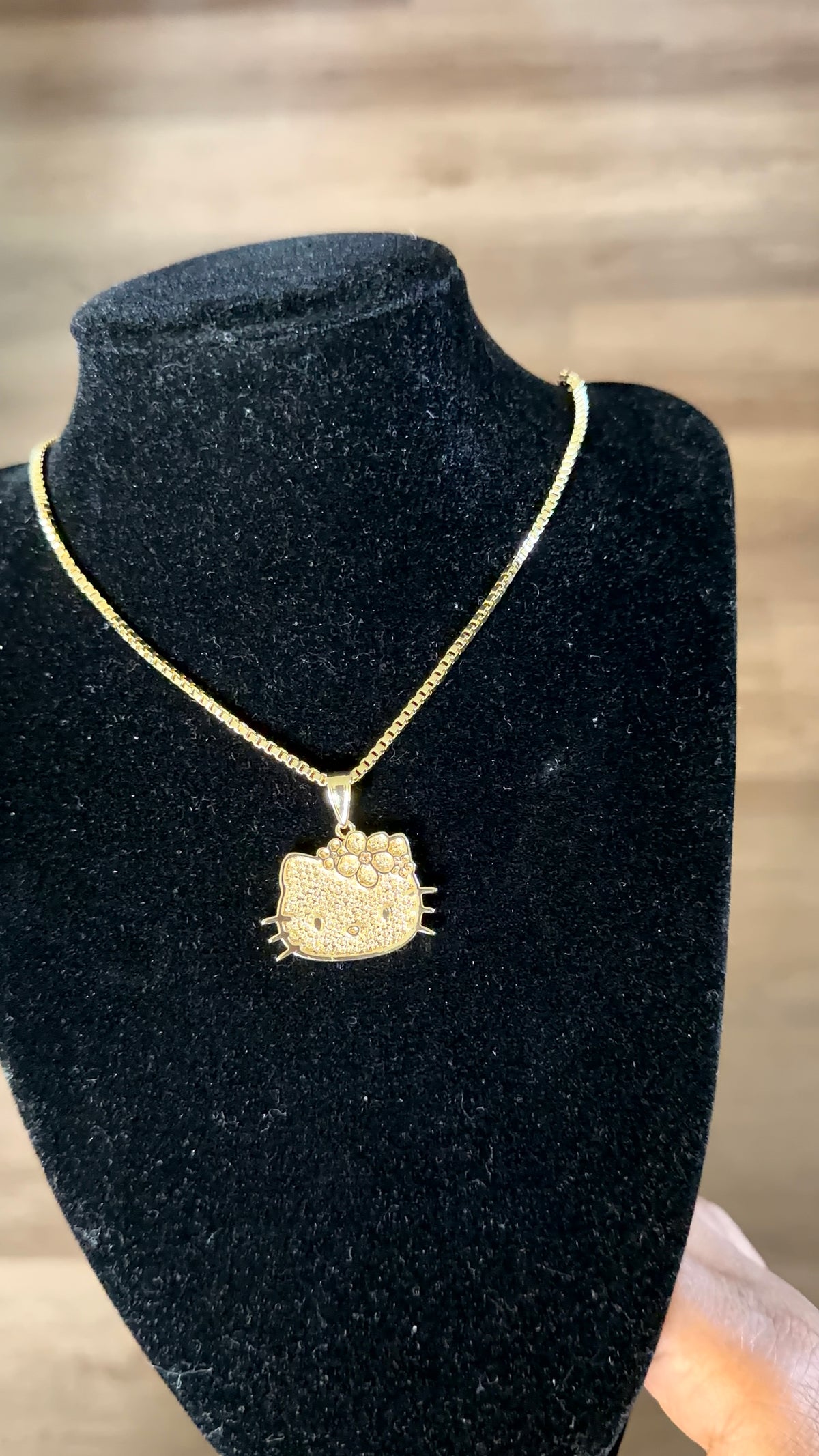 HK big face Necklace
