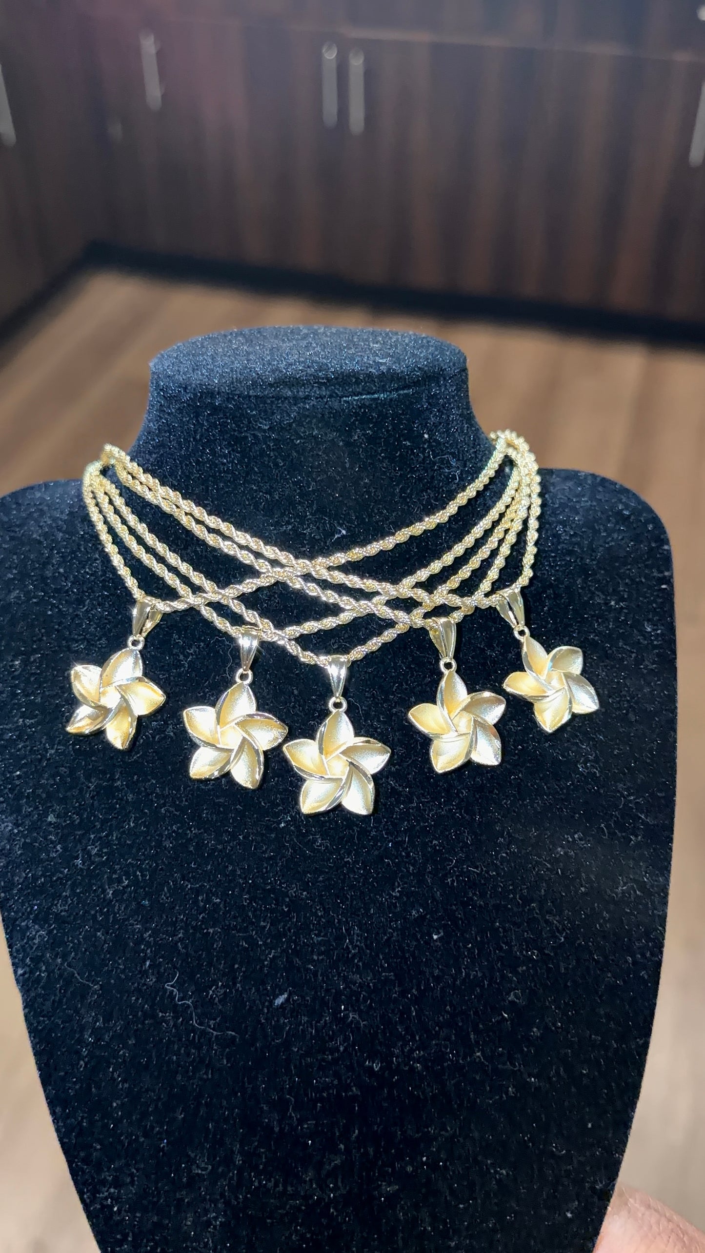 Tropical Bae Necklace